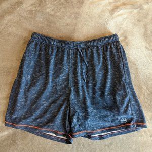 Janji Men's shorts w/built-in liner